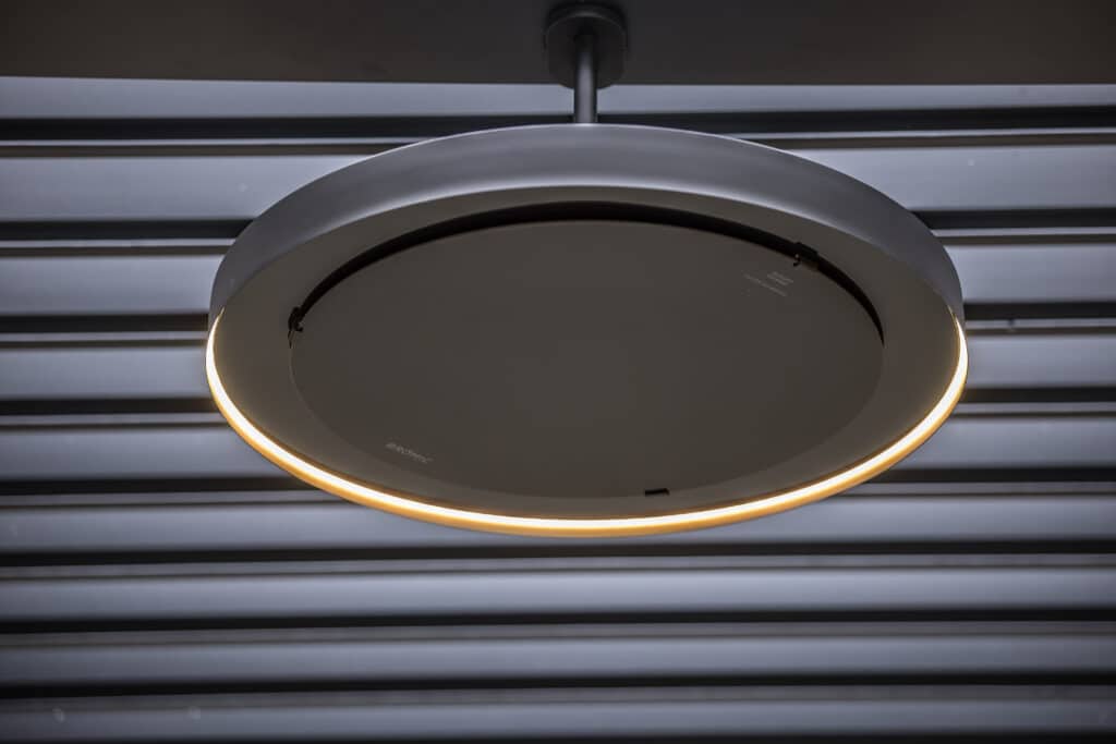 Showroom-Livium Roof Structure